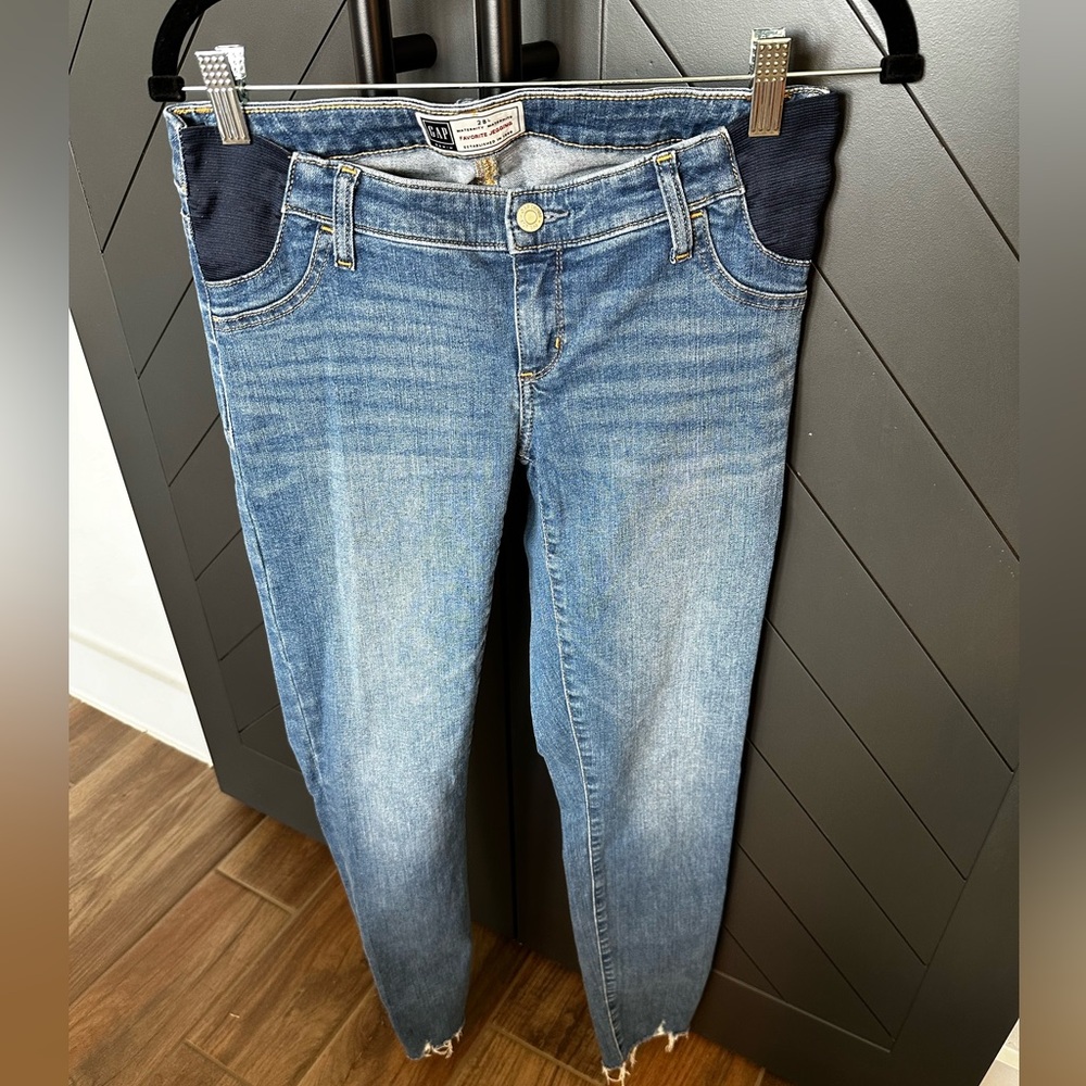 Gap maternity jeans